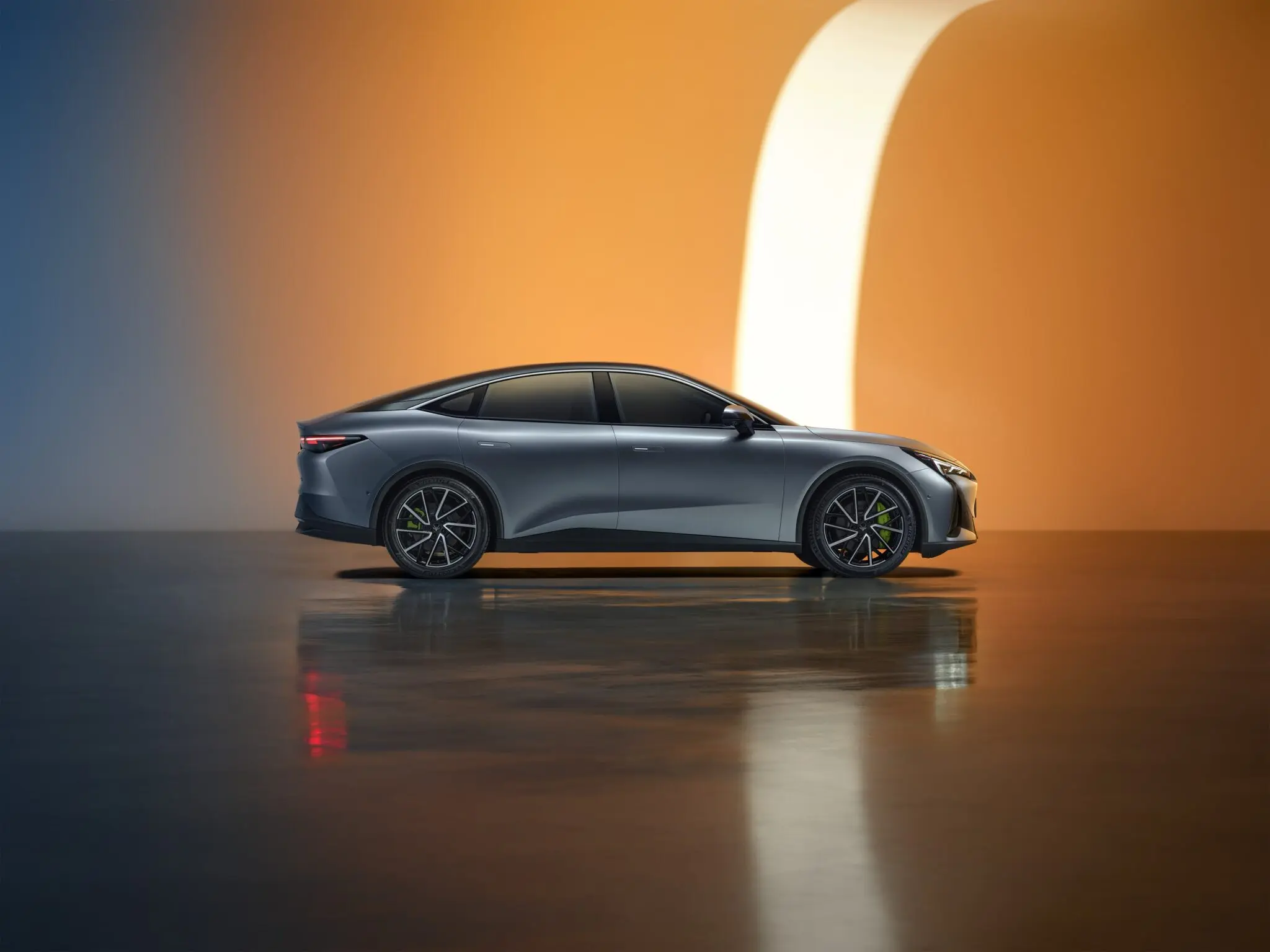 Alpha S5 Seitenansicht